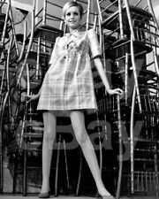 Photo Twiggy 10x8