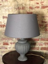 Lampe en zinc et son abat jour