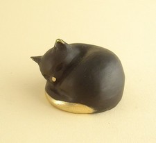 Walter BOSSE Vienna Large Sleeping CAT Modernism era Patinated Bronze Brass