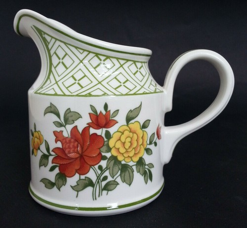 Superbe pot lait cremier - pot,