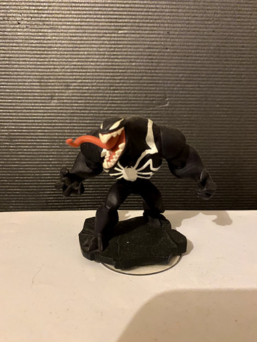 Figurine venom disney - venom,
