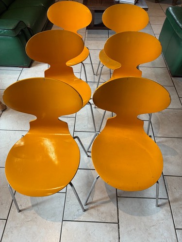 Chaises fourmi model 70 - 6,