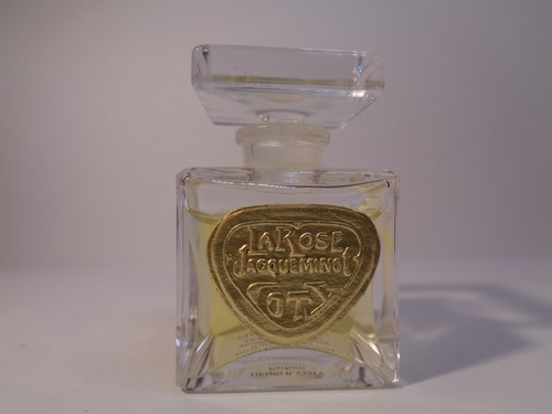 Rose jacqueminot coty - la,