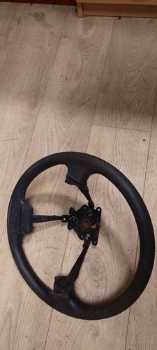 Saab 900 1997 - , volant