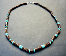 Collier Homme de perles howlite Turquoise et Bois, avec Fermoir (50cm)
