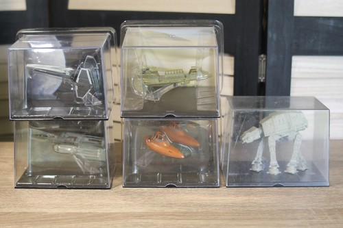 Lot miniatures vaisseaux - x5,