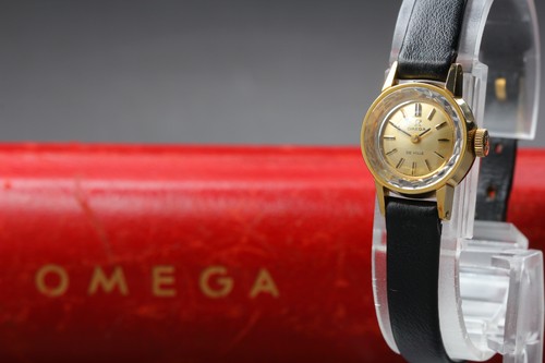 Montre femme vintage - , 1971