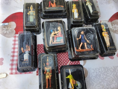Lot figurines statuettes - 10,