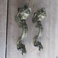 ANCIENNES GARNITURES D'ANGLE