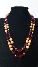 Collier double rang ancien - perles de verres rouge à facette et perles de bois