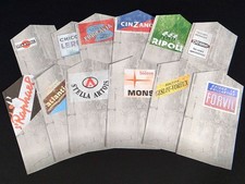 12 Publicités murales  sur