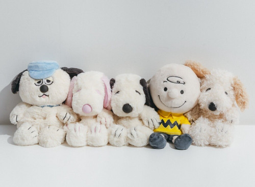 Peluche peanuts snoopy - snoopy, série