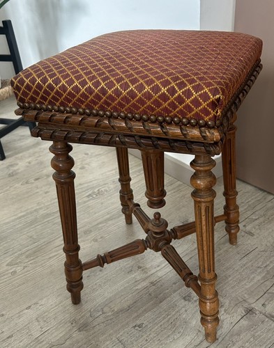 Tabouret piano couleur - de,