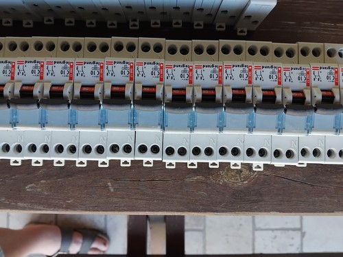 Disjoncteur modulaire 10a - modulaire,