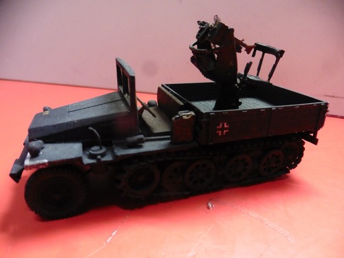 Miniature half track - -,