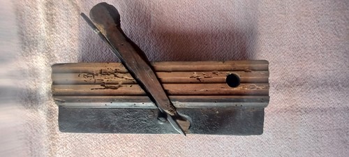 Rabot bouvet ancien - ancien, 183