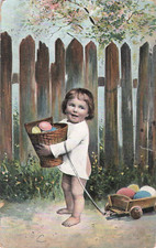 CP PETITE FILLE CHEMISE FESSES NUES AVEC CHARIOT ET PANIER OEUFS BARRIERE 38335