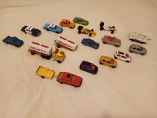 Lot de petites voitures