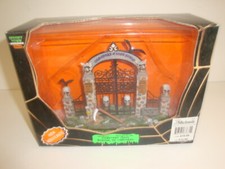 Lemax SPOOKY TOWN Cemetery