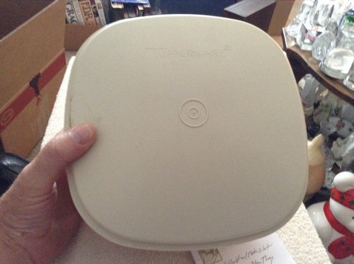 Vintage tupperware square - vintage, 9"
