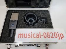 AKG C414 xls Professional Mult-Pattern Condenser Microphone