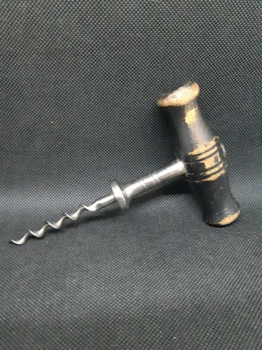 Ancien tire bouchon type