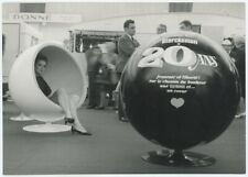 Egg Design Ball Chair. Sterckeman Caravan Advertising.