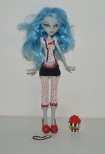 Poupée MONSTER HIGH GHOULIA