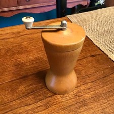 Vintage Marlux Pepper Or Nutmeg Grinder Mill Made in France Wood 4”