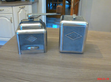 ANCIEN ET SUPERBE  MOULIN A