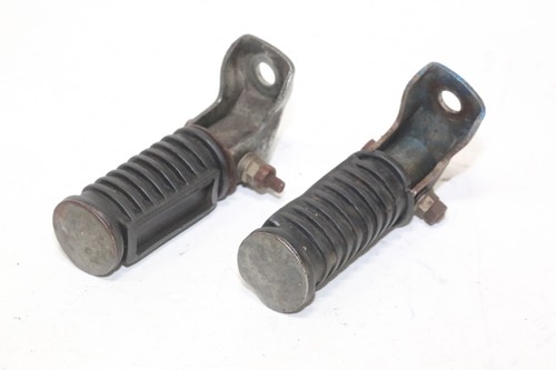 Platines reposes pieds - platines,