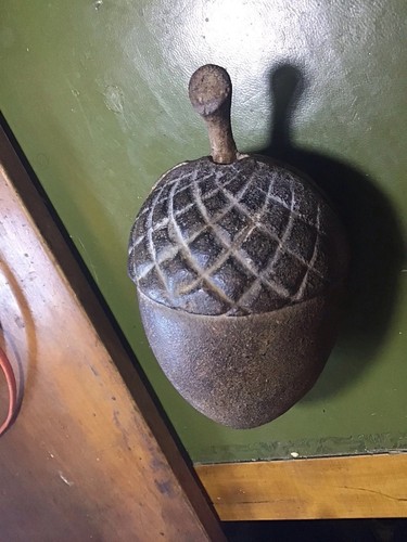 Rare ancienne boîte - rare, gland