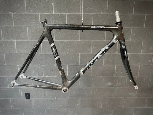 Trek 5200 oclv carbon frame - trek,