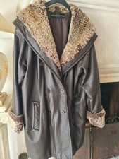 Veste Longue Manteau en Cuir Plongé Agneau marron foncé fourrure Agneau au...