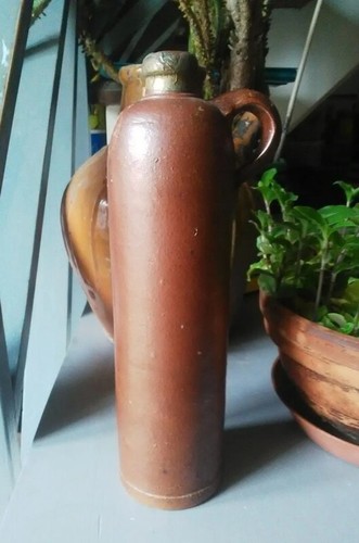 Ancienne bouteille alcool en - ancienne, d'alcool