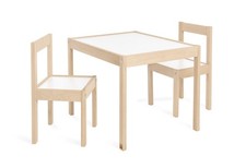 Ensemble table et chaises pour