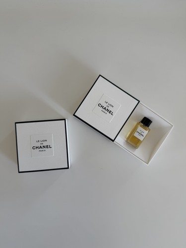 Lot miniature de - 2,