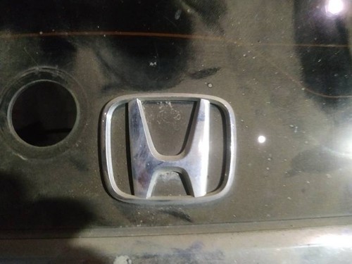 Honda stream 2002 emblem - 2002,
