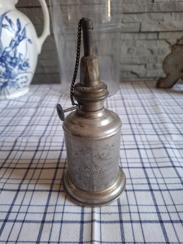 Lampe a essence - ,