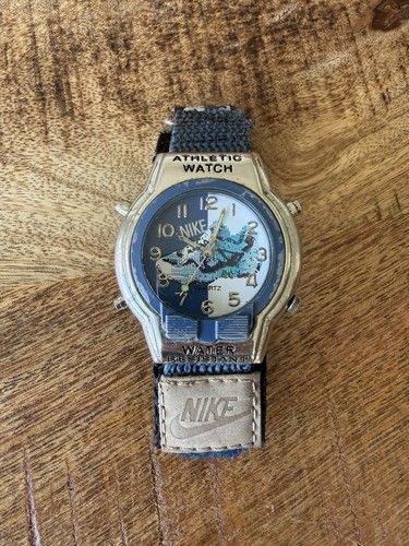 Nike montre quartz analogique