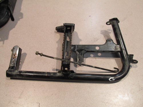 Marche pied gauche tgb - (tgb,