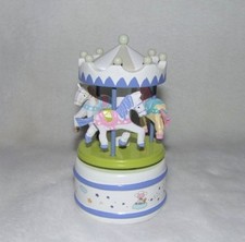 Boite à musique et à bijoux