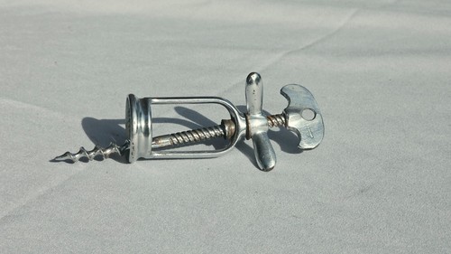 Tire bouchon ancien perille - j.,