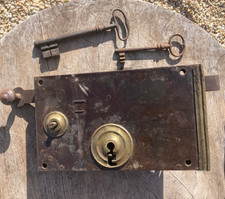 Une Ancienne Serrure en Fer