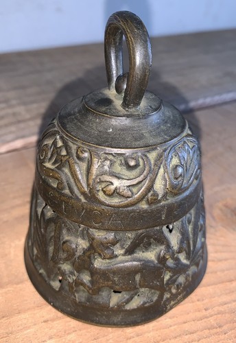 Ancienne cloche bronze - ancienne,