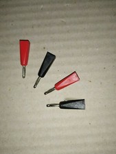 fiche banane 2mm    Lot 4 Pcs  2 rouge 2 noir                E13h32