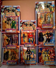 8 FIGURINES MARVEL "HALL OF
