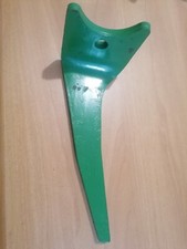 Dent droite herse rotative