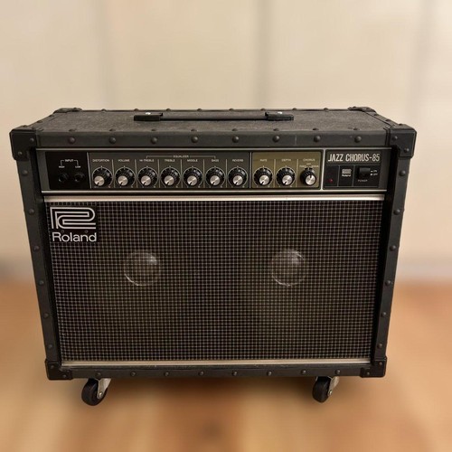 Roland jazz chorus guitar - chorus-85,