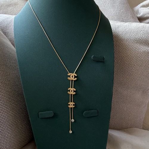 Chanel collier pendentif - chanel,